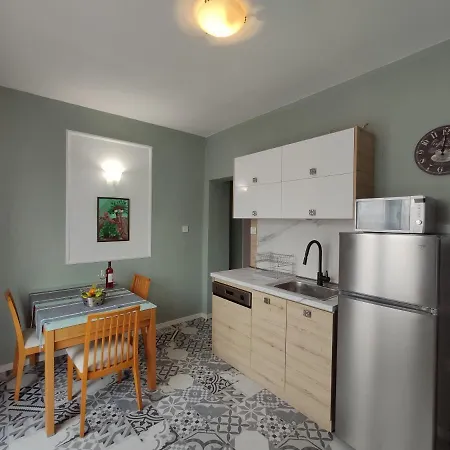 Appartamento Beachfront & Seaview *